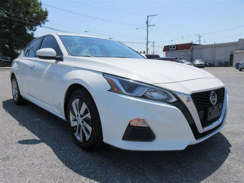 2019 Nissan Altima for sale at Cam Automotive LLC in Lancaster PA