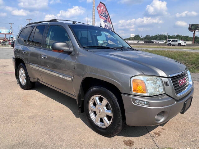 2005 GMC Envoy for sale at E & R Auto in Sherwood, AR