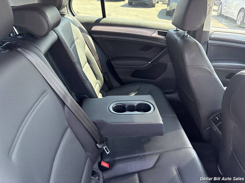 2015 Volkswagen Golf TDI SE