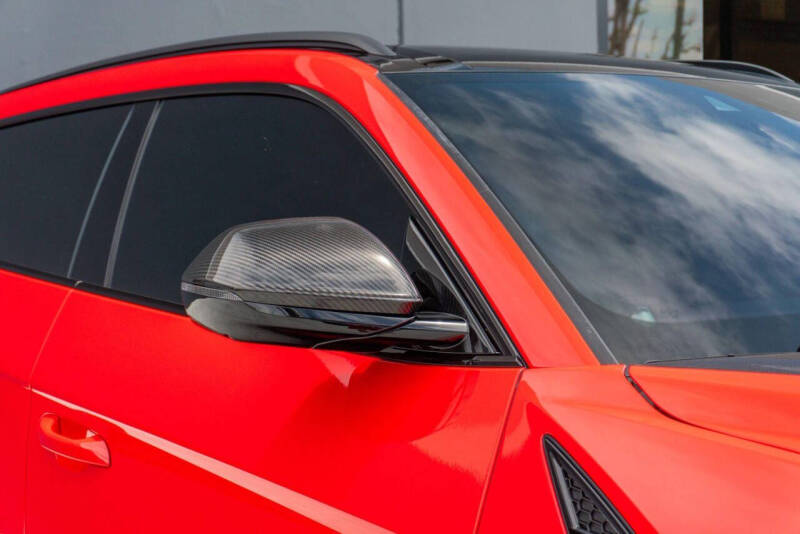 2026 Lamborghini Urus SE