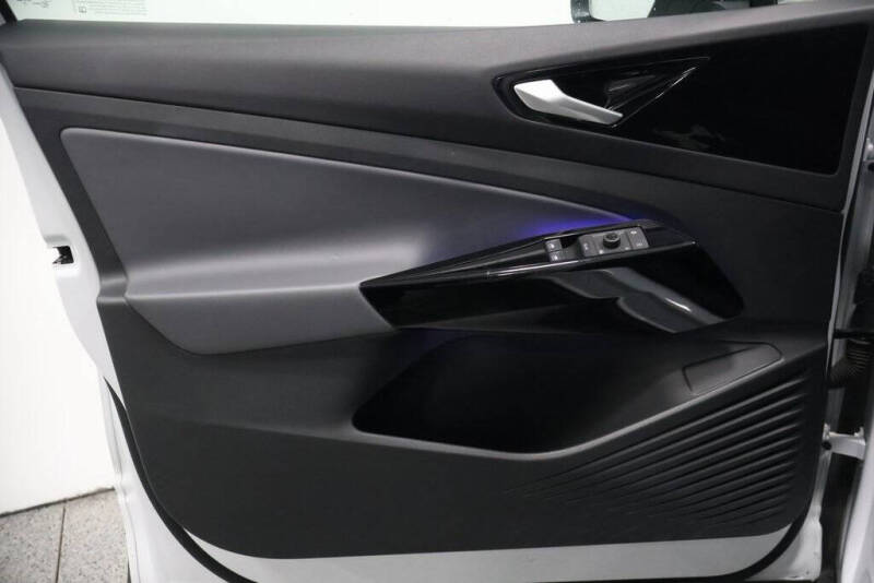 2022 Volkswagen ID.4 Pro