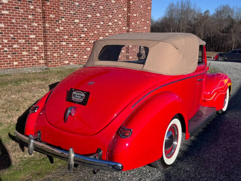 1940 Ford Deluxe