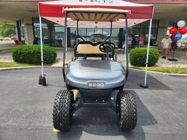 2018 E-Z-GO n/a for sale at Metz Auto & Outdoors in Syracuse, IN