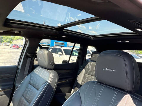2025 Buick Enclave Avenir