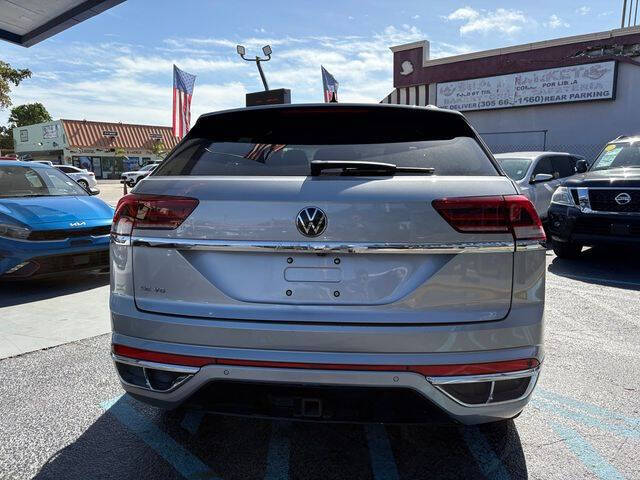 2021 Volkswagen Atlas Cross Sport V6 SE R-Line