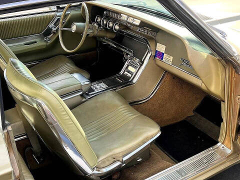 1965 Ford Thunderbird