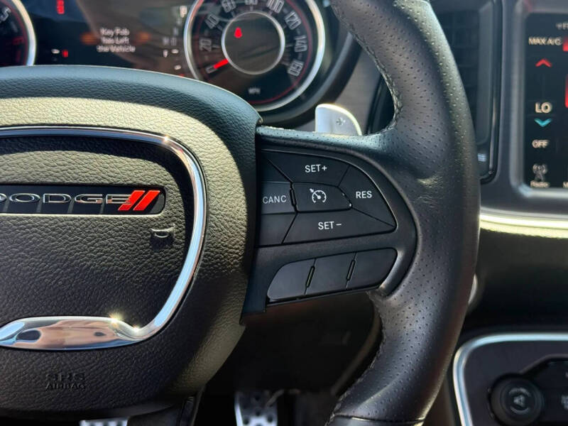 2015 Dodge Challenger R/T Plus Shaker