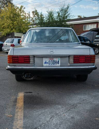 1977 Mercedes-Benz 450-Class