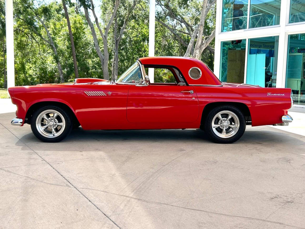 1955 Ford Thunderbird 20