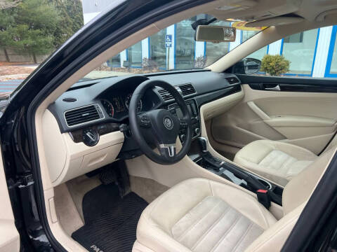 2015 Volkswagen Passat 1.8T SEL Premium