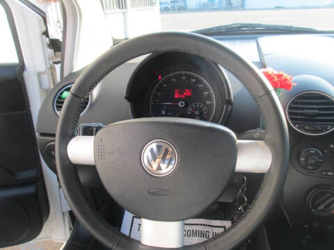 2009 Volkswagen New Beetle Base PZEV