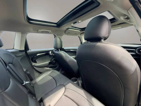 2019 MINI Hardtop 4 Door