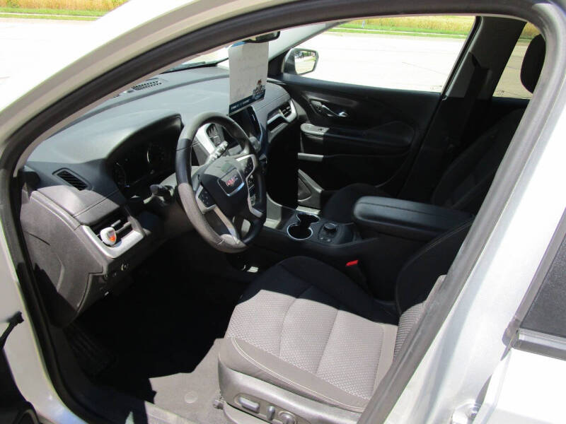 2022 GMC Terrain SLE
