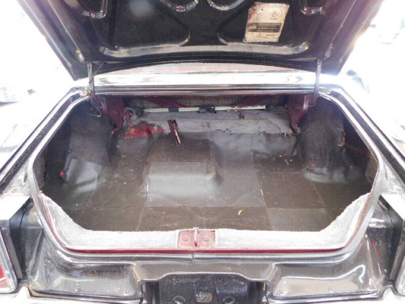 1977 CRYSLER CORDOBA