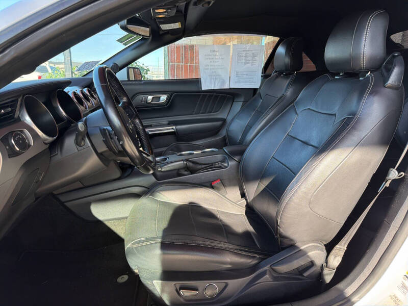 2019 Ford Mustang EcoBoost