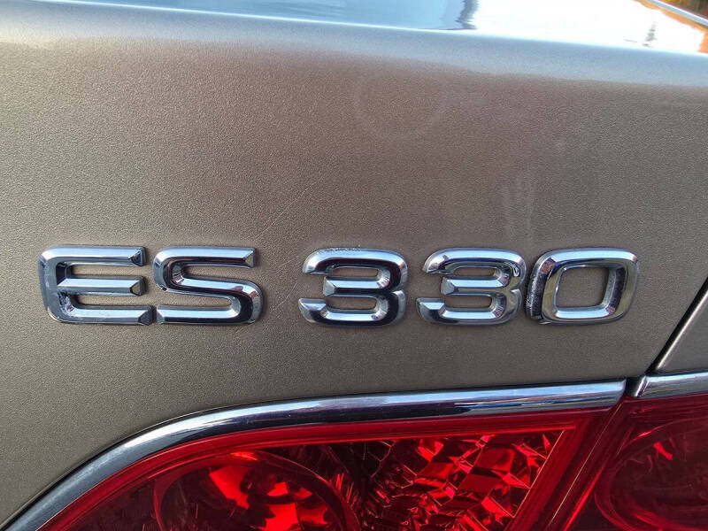 2005 Lexus ES 330