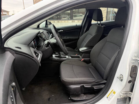 2017 Chevrolet Cruze LT Auto