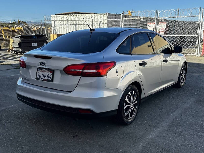 2016 Ford Focus S