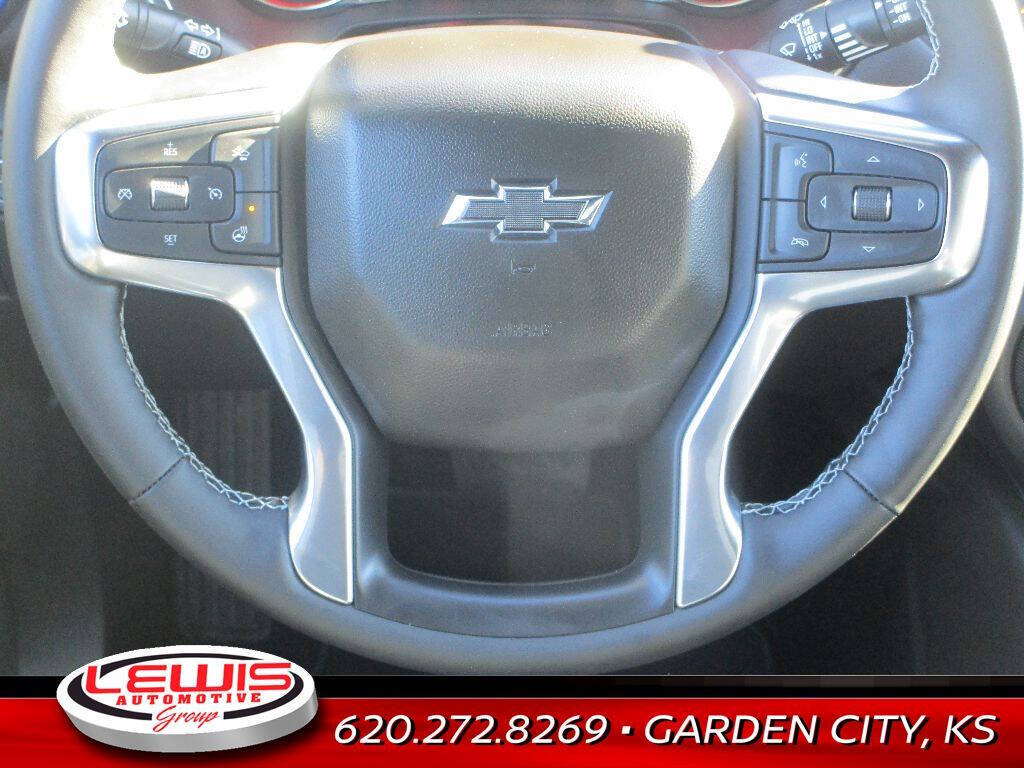 2025 Chevrolet Blazer for sale at Lewis Chevrolet of Garden City in Garden City, KS