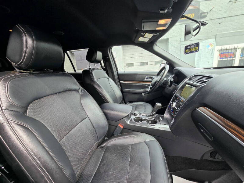 2017 Ford Explorer Limited