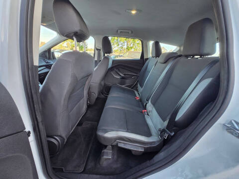 2015 Ford Escape S