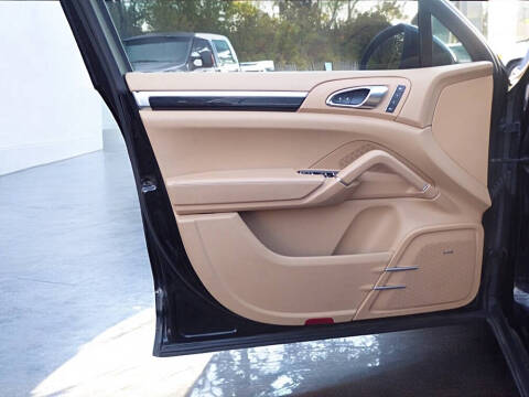 2012 Porsche Cayenne Tiptronic