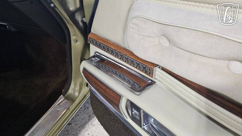 1972 Oldsmobile Ninety-Eight