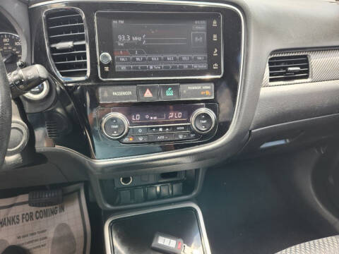 2018 Mitsubishi Outlander SE