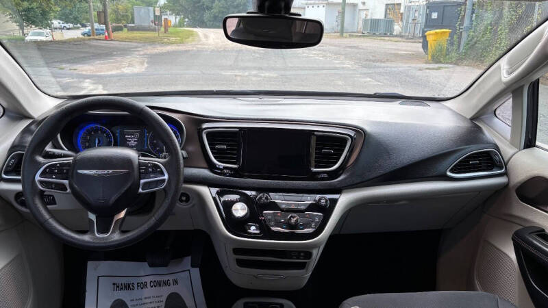 2017 Chrysler Pacifica Touring