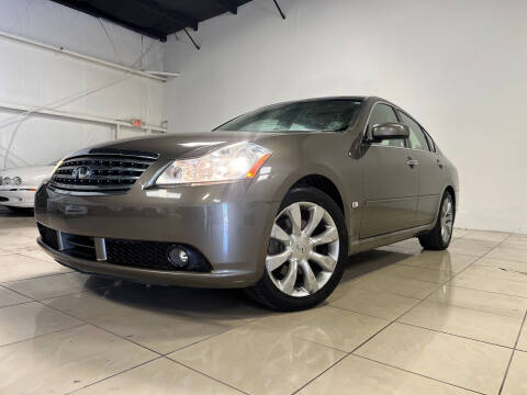 2006 Infiniti M35 for sale at ROADSTERS AUTO in Houston TX