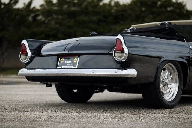 1956 Ford Thunderbird