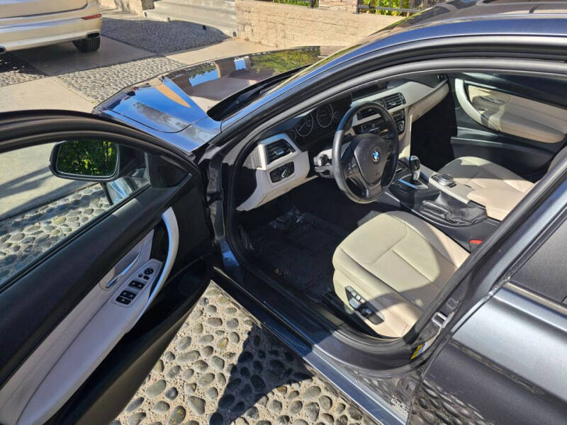 2018 BMW 3 Series 320i