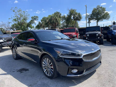 2017 Kia Cadenza Premium
