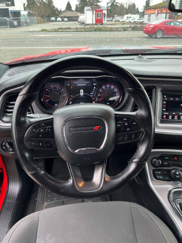 2021 Dodge Challenger SXT