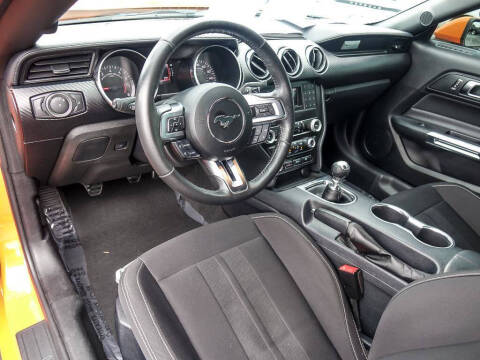 2021 Ford Mustang EcoBoost