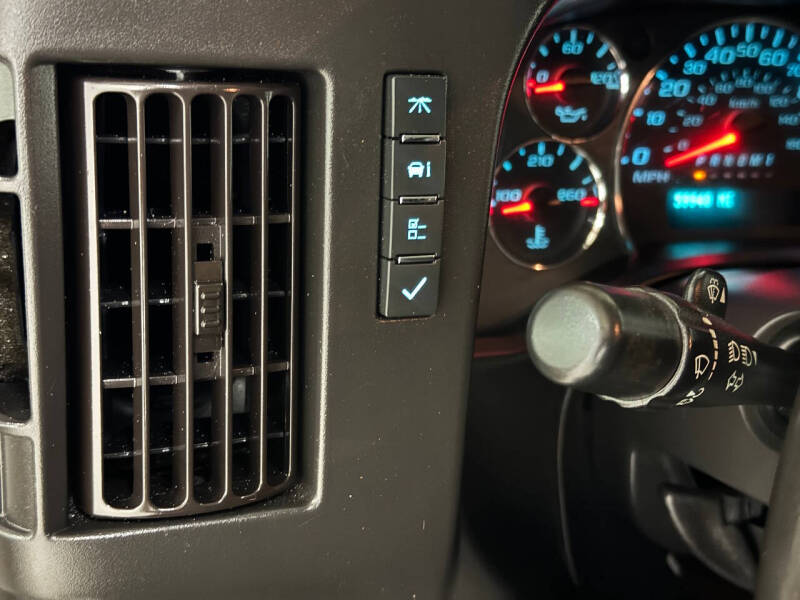 2021 Chevrolet Express 2500