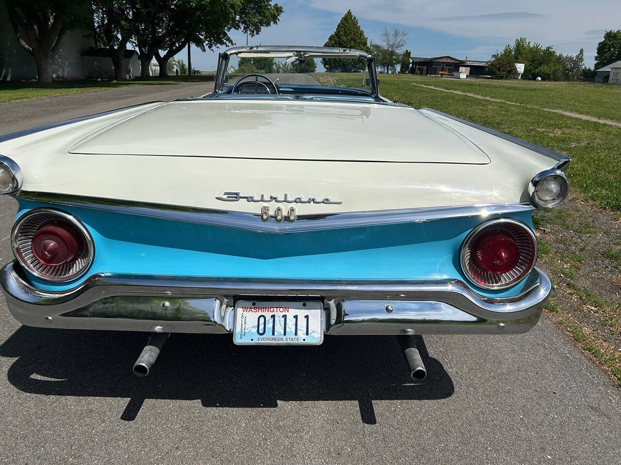 1959 Ford Skyliner 16