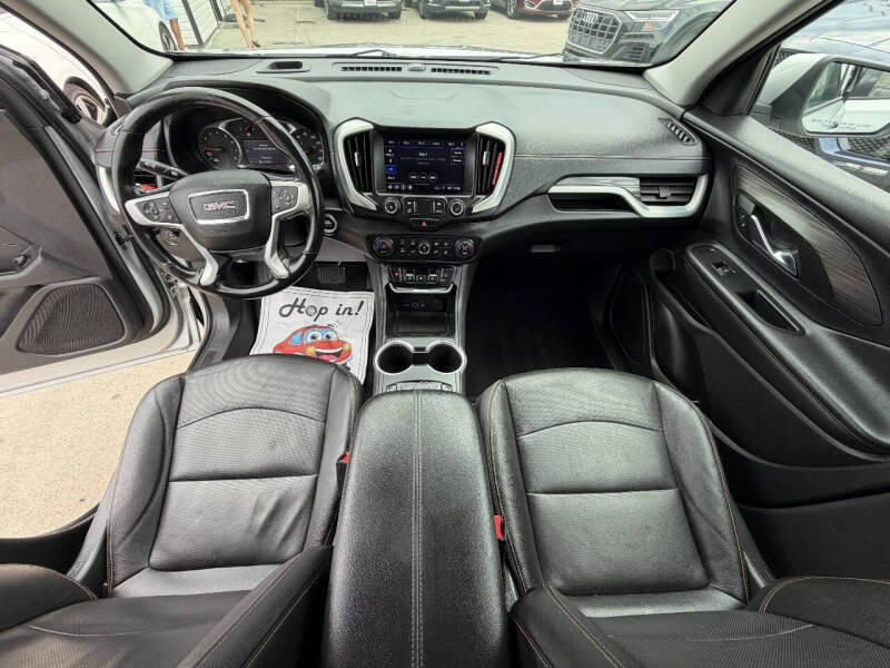 2021 GMC Terrain SLT