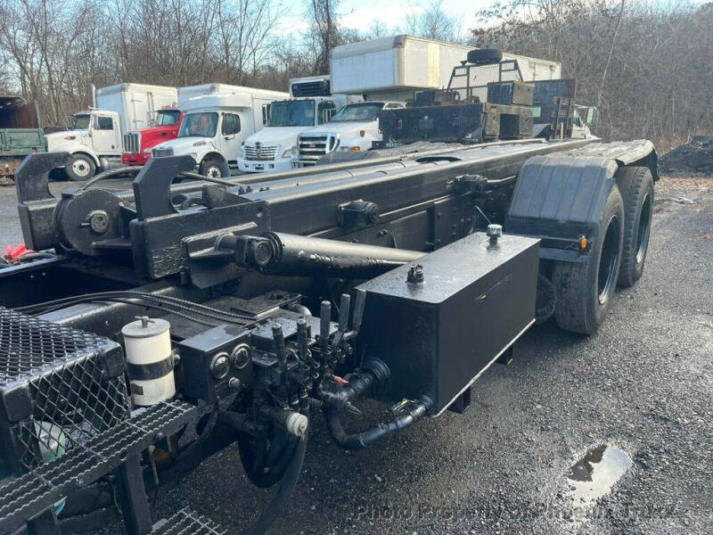 2008 Mack Granite