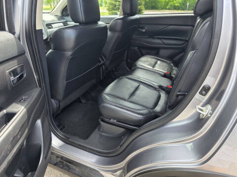 2020 Mitsubishi Outlander SEL