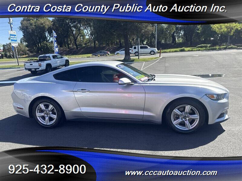 2016 Ford Mustang V6