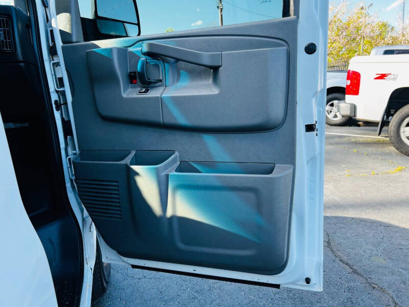 2019 Chevrolet Express 2500