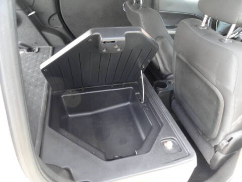 2011 Chevrolet HHR Panel LS