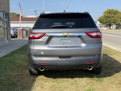 2021 Chevrolet Traverse LS