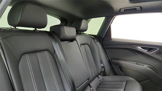 2025 Audi Q4 e-tron Premium Plus 45