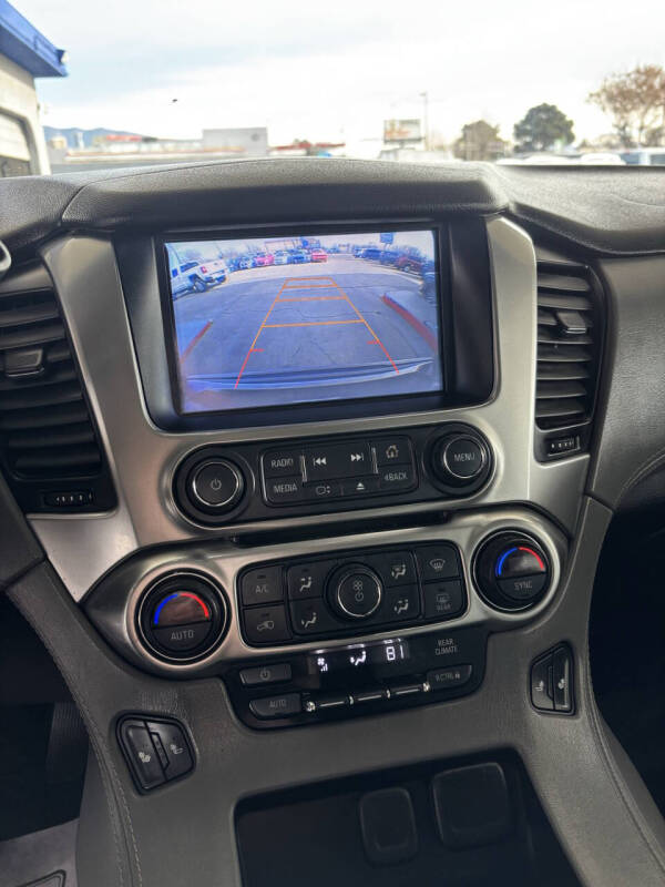 2017 Chevrolet Suburban LT