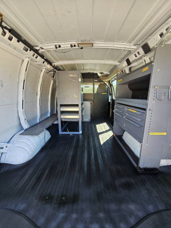2011 Chevrolet Express 2500