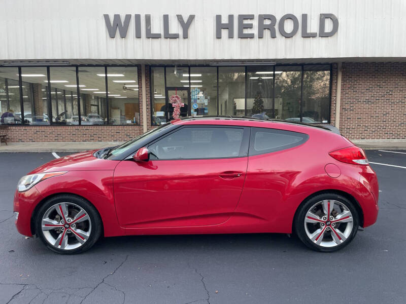 2017 Hyundai Veloster Value Edition's photo