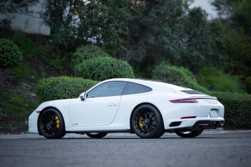 2019 Porsche 911 GTS photo 122