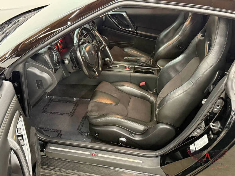 2010 Nissan GT-R Premium